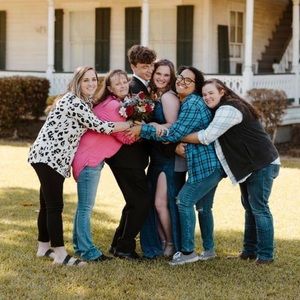 Meet your Posher, Annie